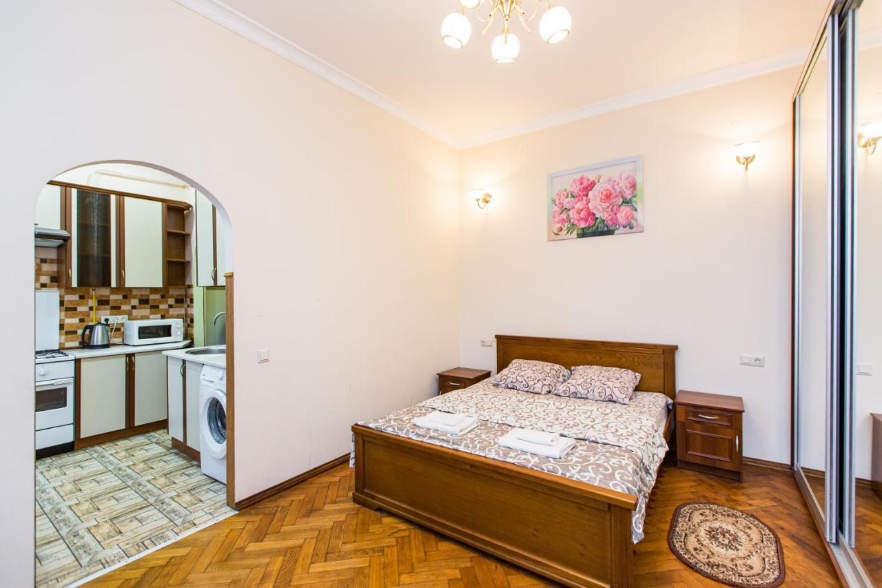 Квартира В Центрі Вулиця Балабана 29 Біля Краківського Ринку Lviv Eksteriør billede